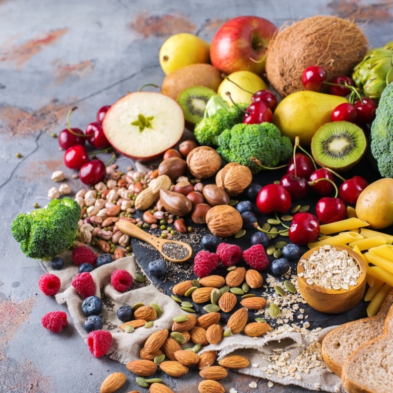 ما هي الاطعمة الغنية بالالياف وفوائدها