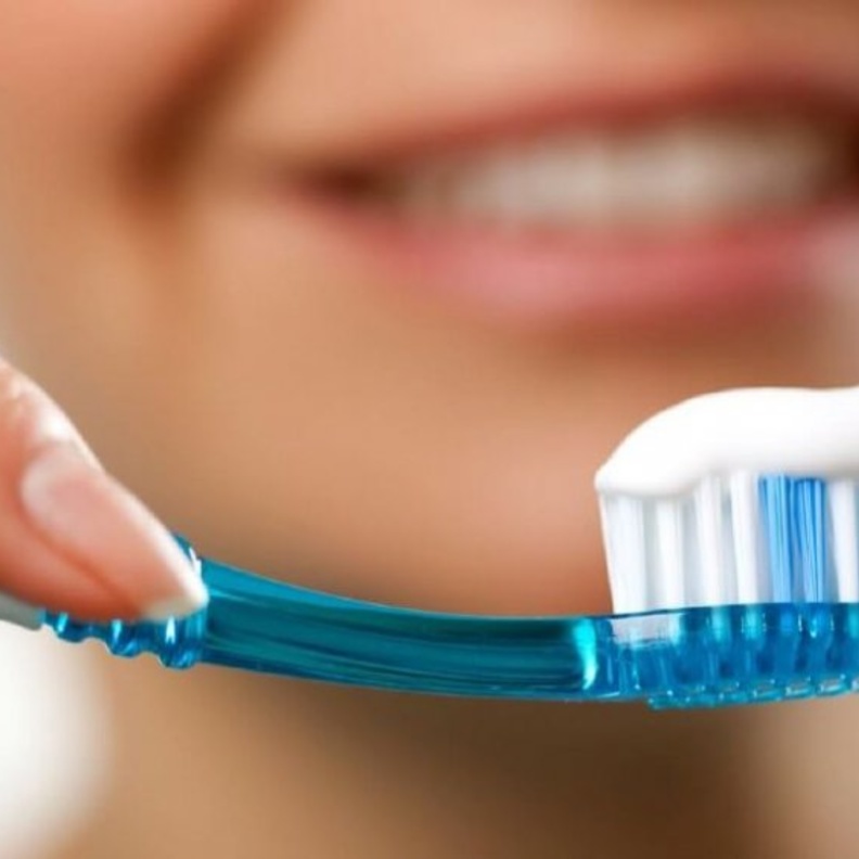 نظافة الفم أولى طرق الوقاية من سرطان الفم