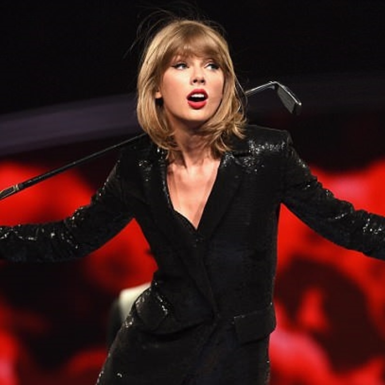 تايلور سويفت