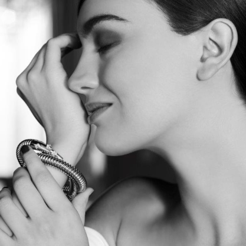 الشيخة انتصار الصباح تطلق مجموعة حصرية من مجوهرات انتصارس المخصص ريعها للأعمال الخيرية