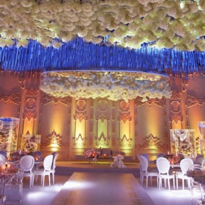 حفل زفاف مع اضاءة مميزة