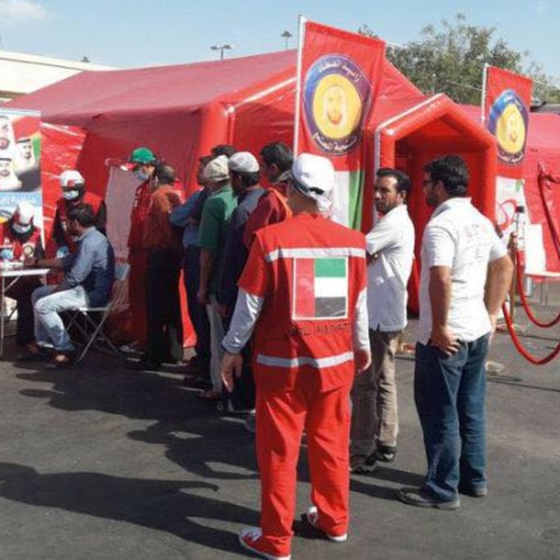 عيادات زايد تعالج آلاف العمال في إمارات الدولة 