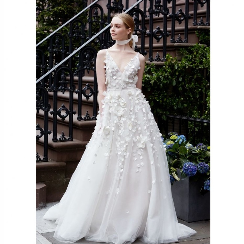 فستان من ليلا روز