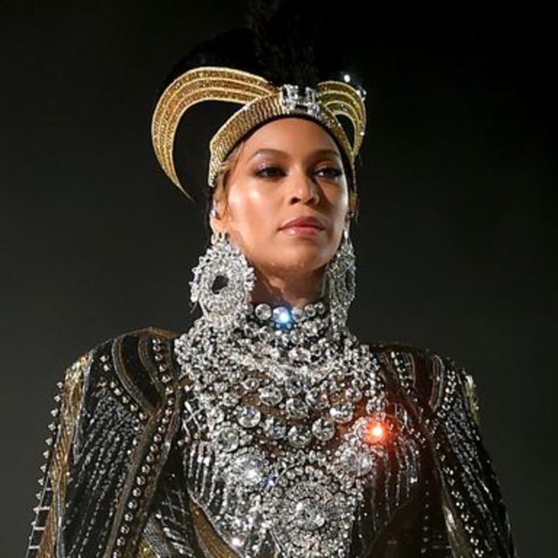 اطلالة بيونسيه في مهرجان Coachella Valley Music