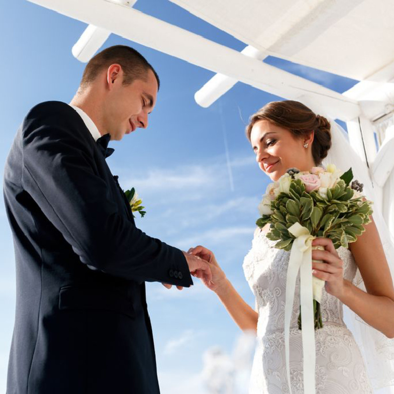 الهدوء مطلوب من العريس لانجاح الزفاف