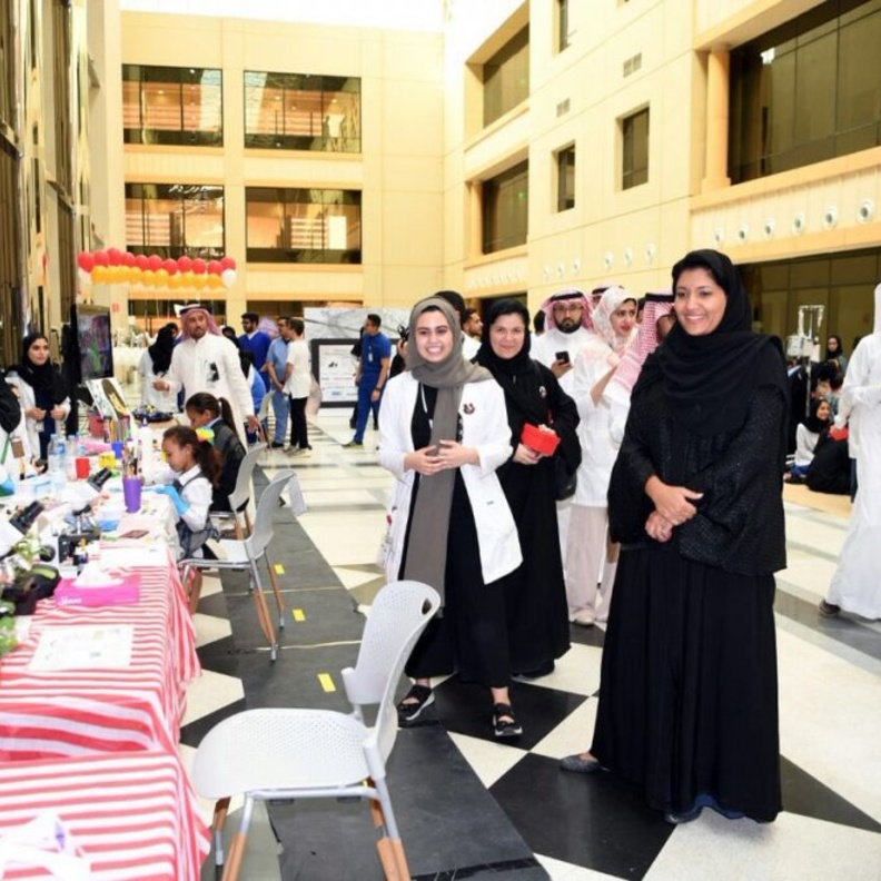 بالفيديو والصور: الأميرة ريما بنت بندر تدشن "كن صديقي" بالمدينة الطبية في جامعة الملك سعود