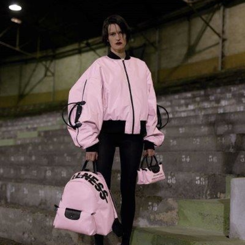 مجموعة Longchamp من شاين أوليفر تحمل مفهوم معدات السفر إلى عصر جديد