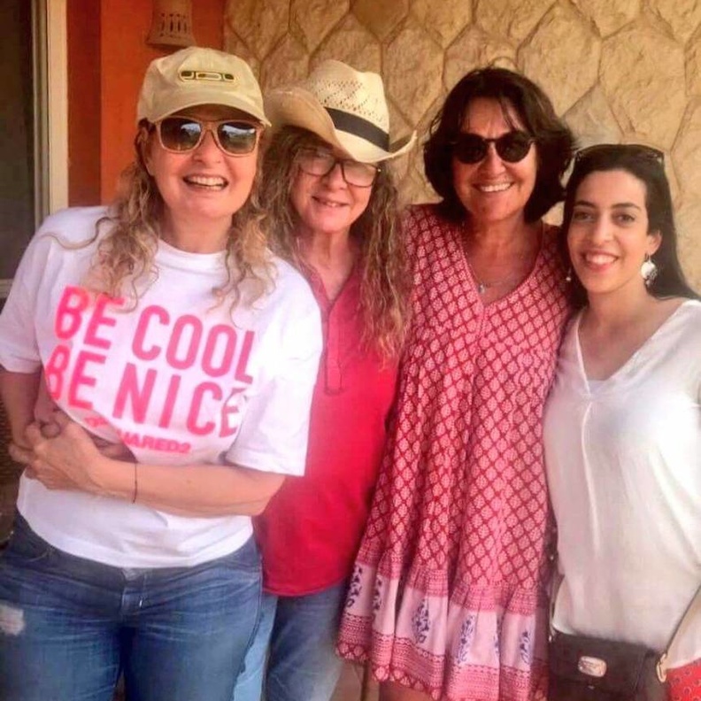 نجلاء فتحي وانتقاادات من فجر السعيد