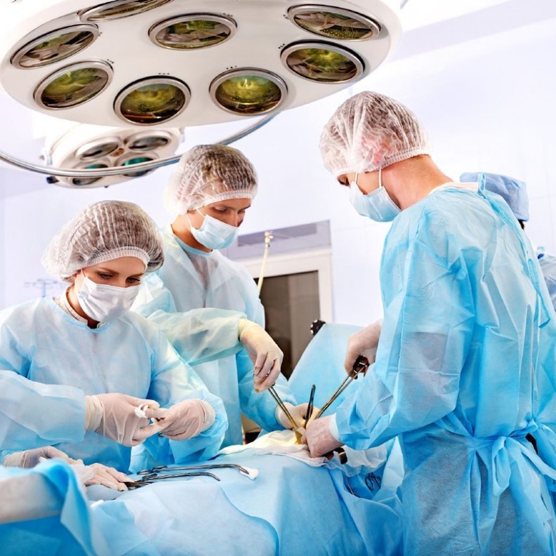 الأشخاص المحبين للحلويات والأطعمة سهلة الذوبان لا يصلح لهم قص المعدة