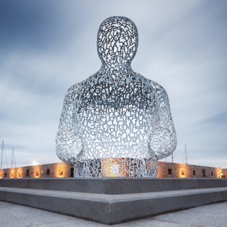 مرفأ غريمو في سان تروبيه.