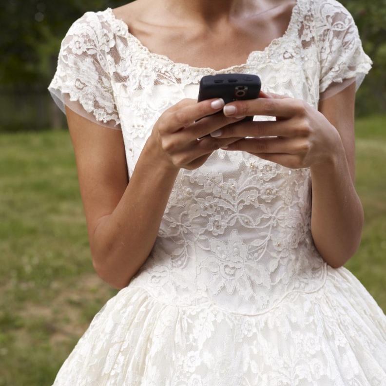 طورّت التطبيقات الذكية لمساعدتك على تنظيم كل ما يجب عليكِ إعداده حسب ميزانيتك و أفكارك عن حفل الزفاف