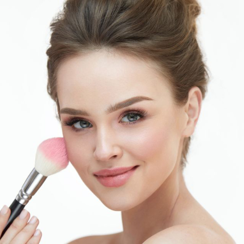 resized_تعرفي على مستحضرات المكياج المناسبة للبشرة الجافة