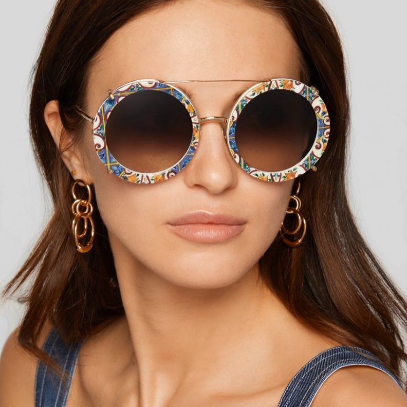 Prada نظارات شمسية بقصة الكات اي من