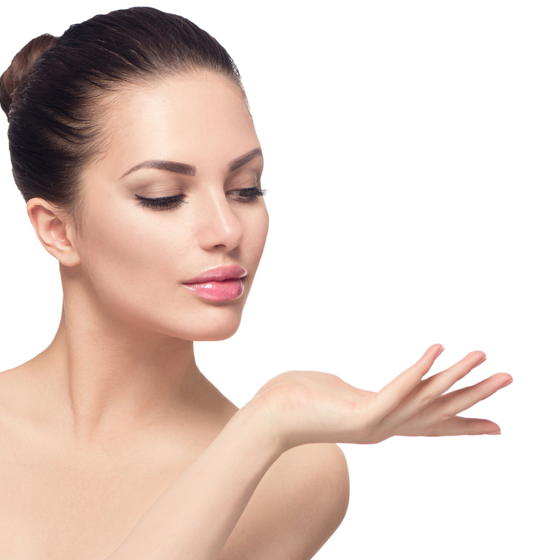 بشرة نضرة خالية من الشوائب بعد الهايدرا فشايال