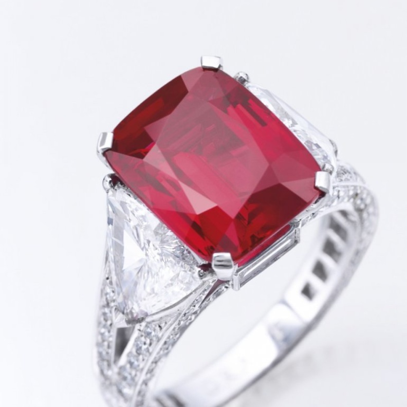 ياقوتة Ruby Sunrise، التي بيعت بمبلغ 30 مليون دولا