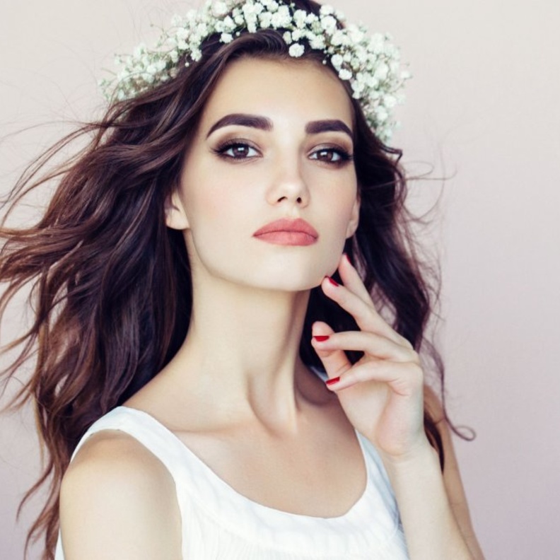 نعومة مكياج العروس السمراء