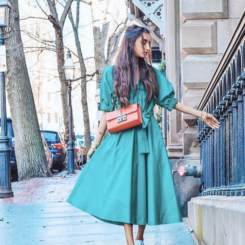 ستايل شبابي وجريء بالجينز