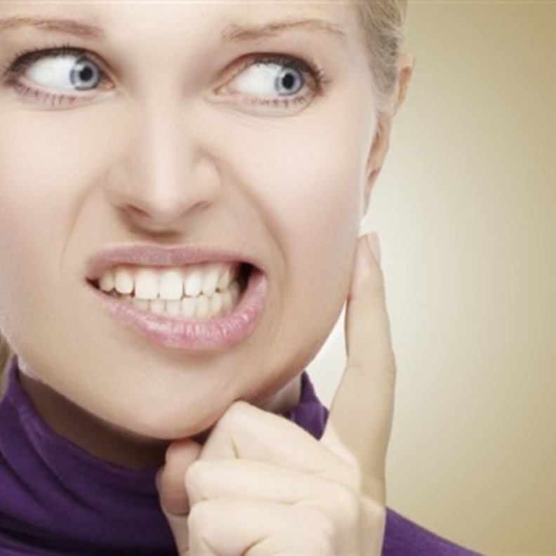 العلاج الكيماوي يسبب آلام في الأسنان