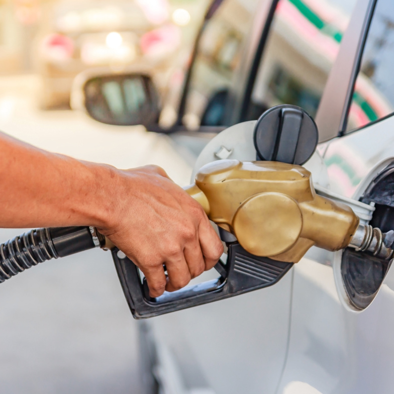 اسعار الوقود في الامارات لشهر مايو 2018