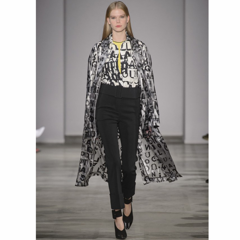 من بول اند جو إطلالة بلون الزّهري الباستيل إلى العمل