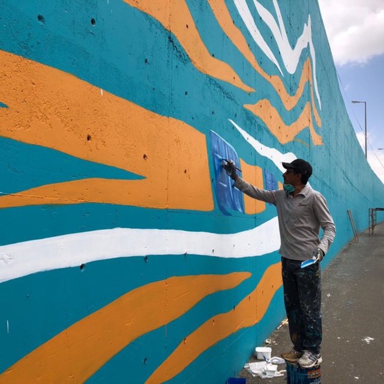  أبها تحتضن احدى أطول الجداريات الفنية في العالم