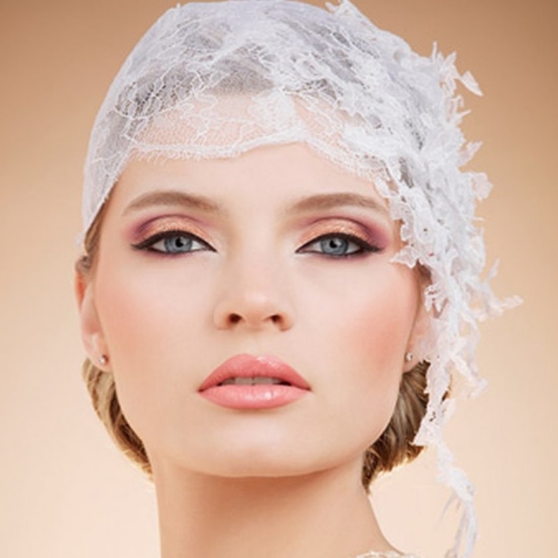 تطبيق بروفة الماكياج