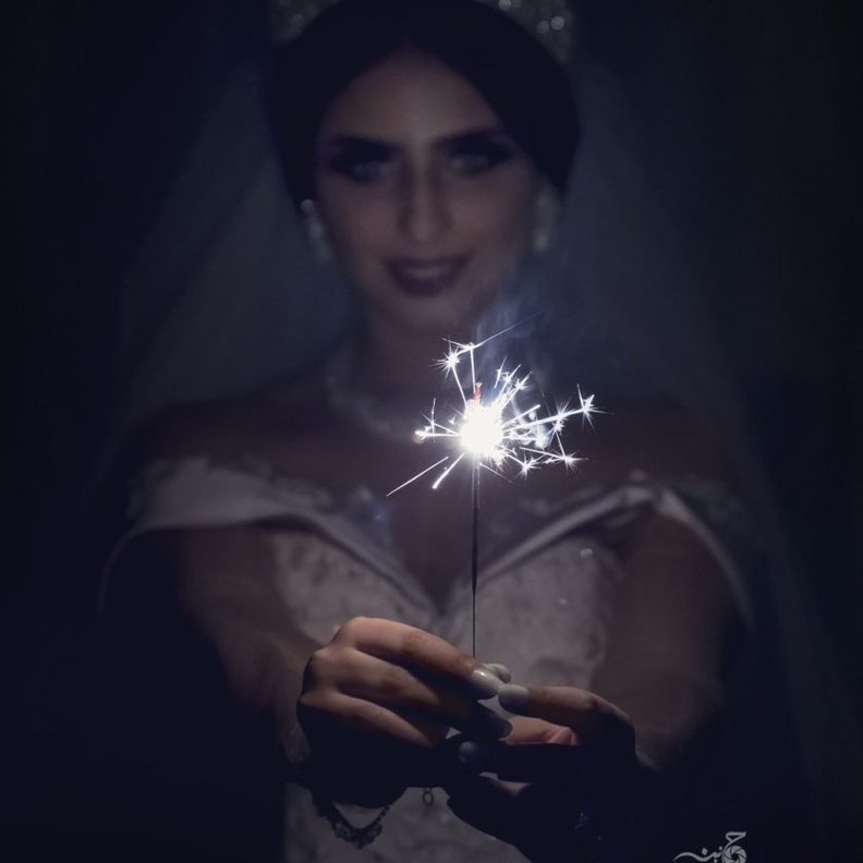 صورة عروس بكاميرا المصوره حنين المغربي