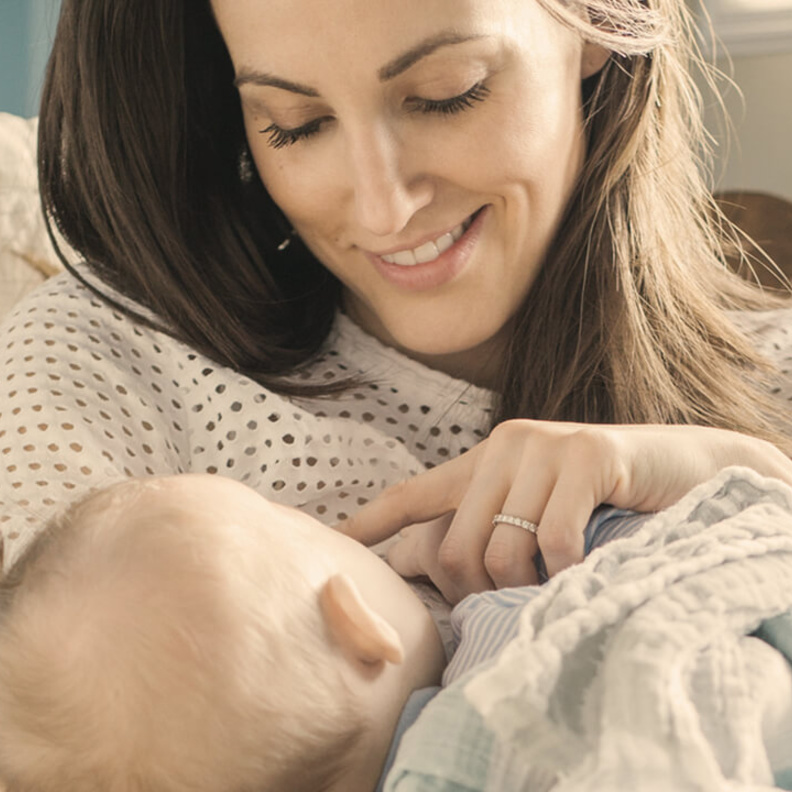 اسباب تشقق حلمة الثدي عند الرضاعة وطرق تجنبها وكيفية علاجها