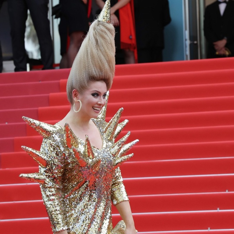 إلينا لينينا