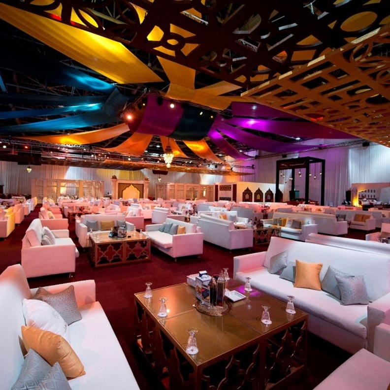 حظر الشيشة والتدخين في الخيم الرمضانية في دبي خلال الإفطار