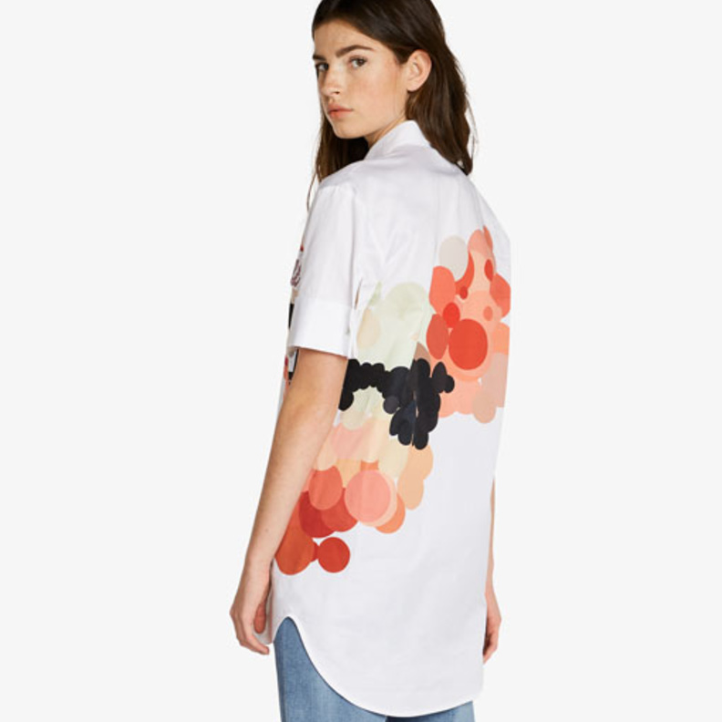 كارل لاغرفيلد يتعاون مع الفنان يوني ألتر في مجموعة خاصة