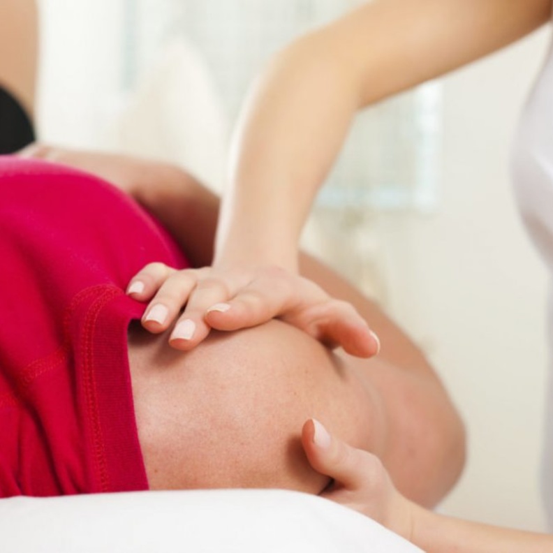  التدليك يعالج الشد العضلي.