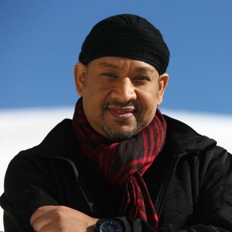 عصام كاريكا 2018