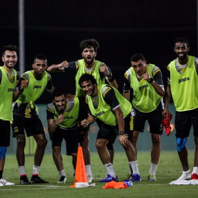 اتحاد جدة عسكر في دبي استعدادا لنهائي كأس الملك