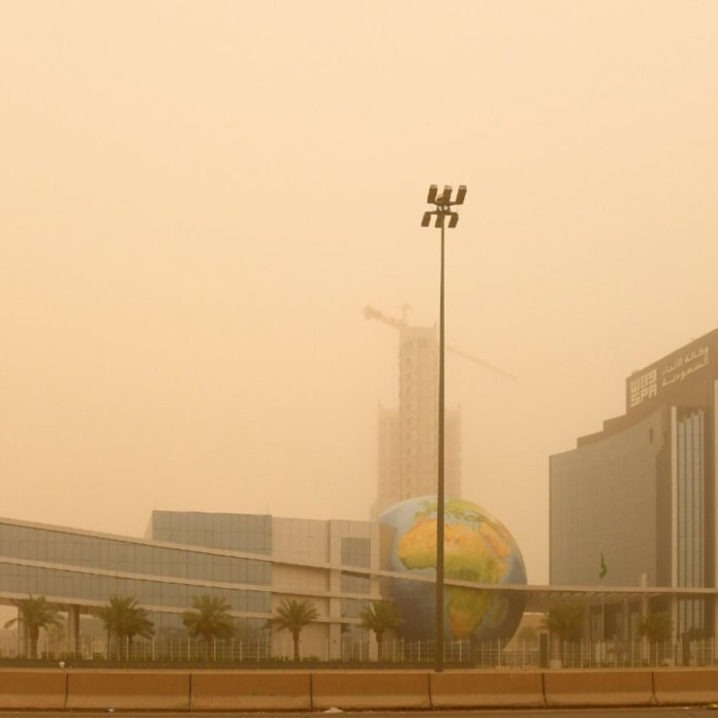 موجات الغبار في السعودية 2018