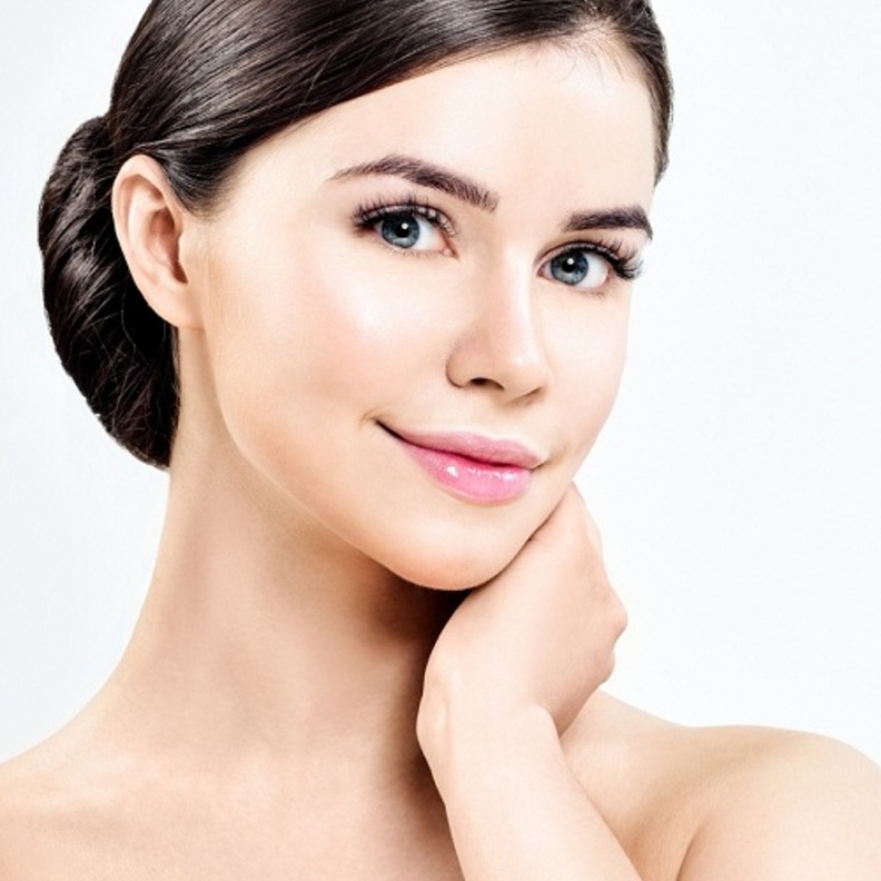 ماء الورد للبشرة