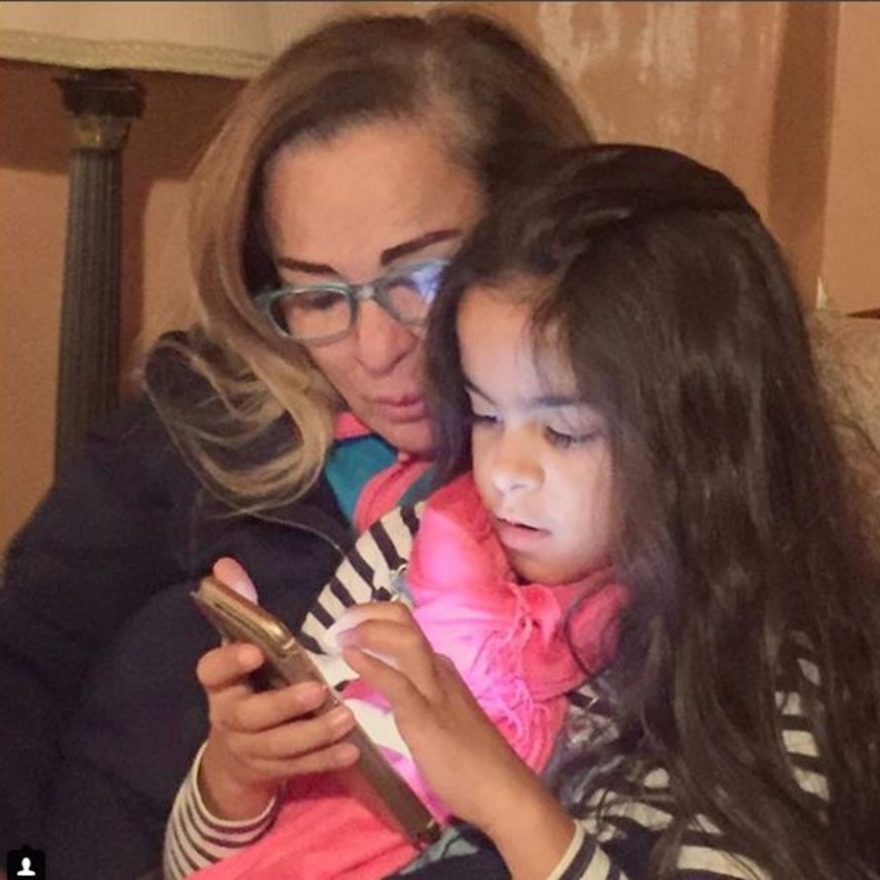 نجلاء فتحي ردت على منتقديها بتكثيف ظهورها مؤخرا