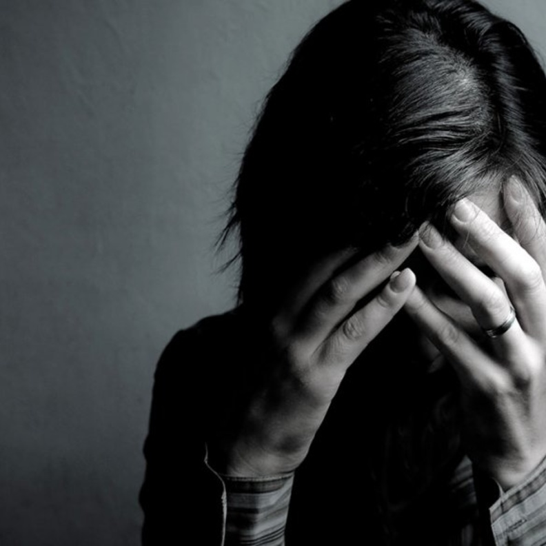 الاكتئاب يؤثر على قدرات الدماغ