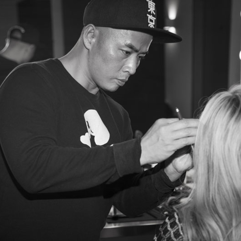 كريم الأساس الثوري الجديد  Shameless Youthful Look Foundation 