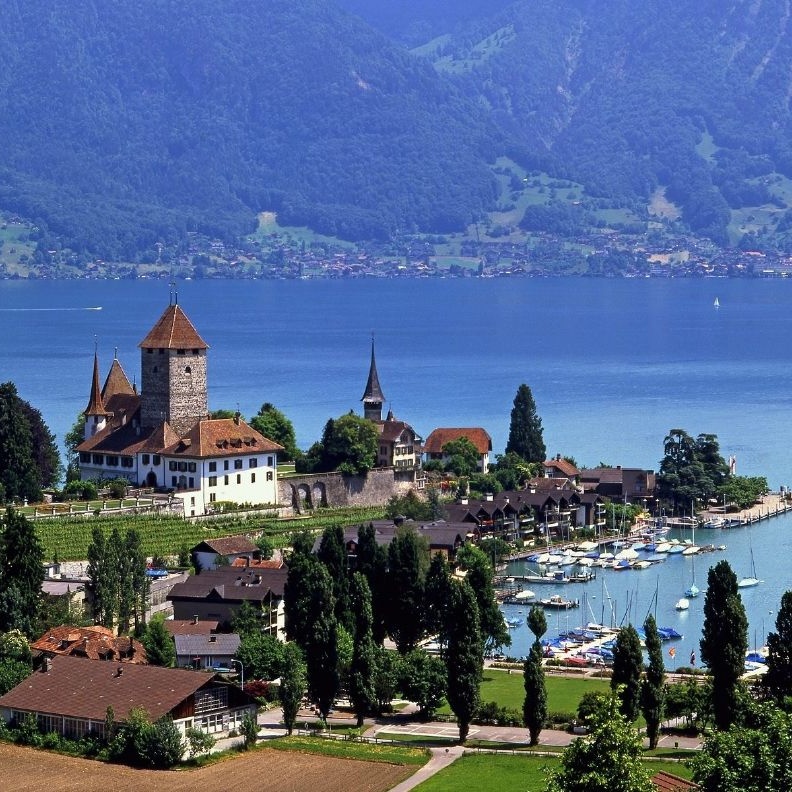 سبيز اجمل قرى سويسرا لشهر العسل