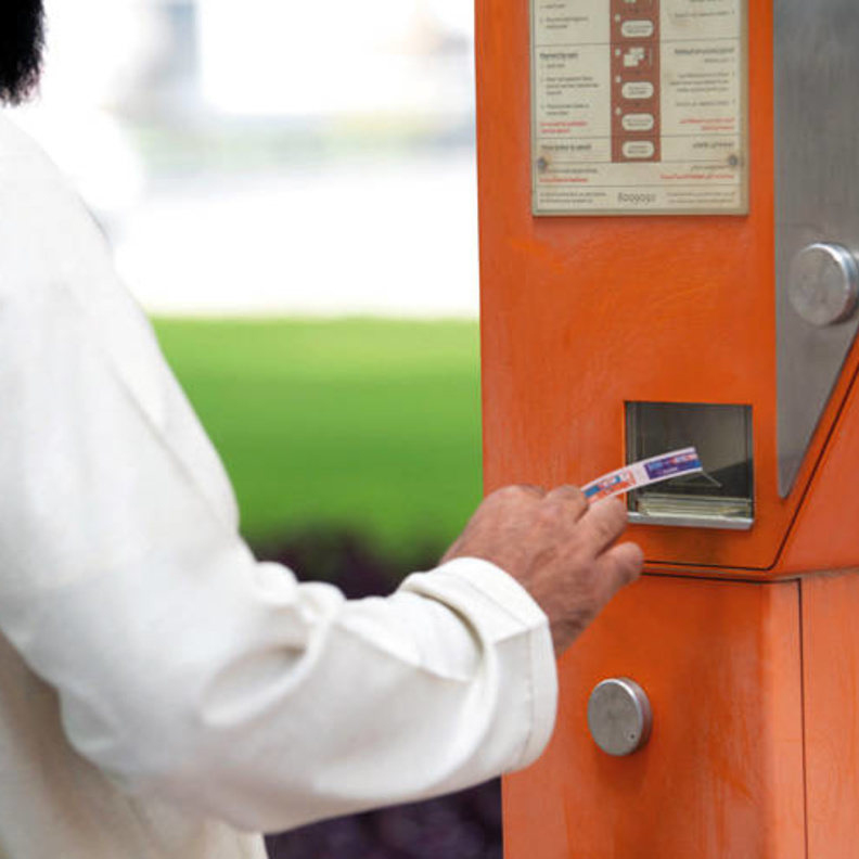  70% من المواقف في دبي مجانية