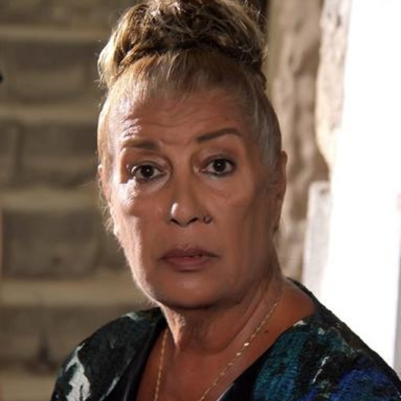 منى واصف 2018