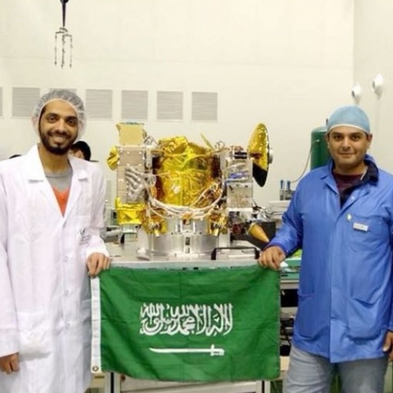 فريق الباحثين السعودي المشاركة في هذا الانجاز