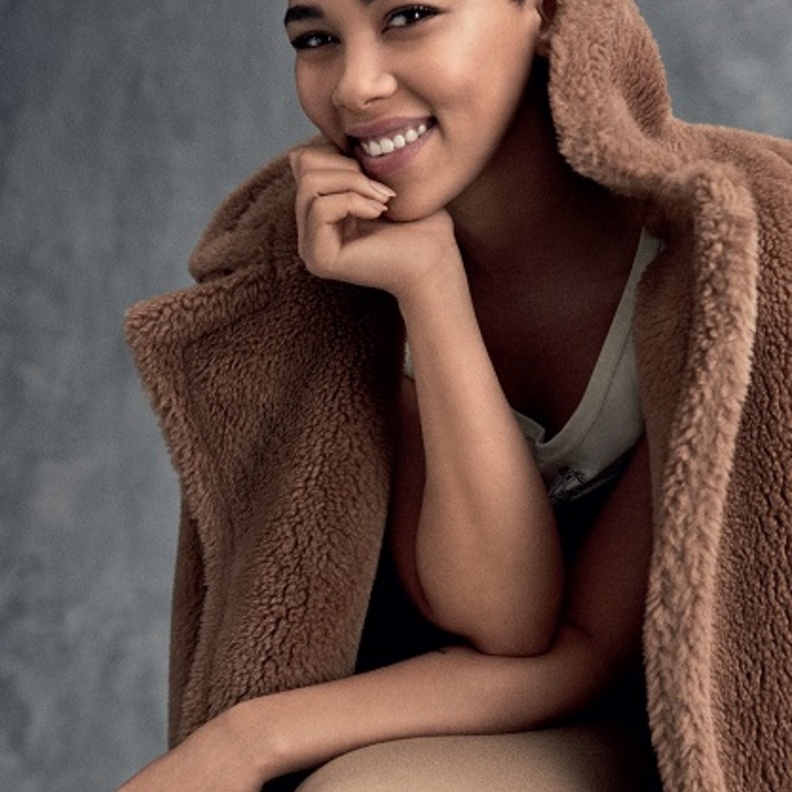 النجمة " ألكساندرا شيب" ALEXANDRA SHIPP 