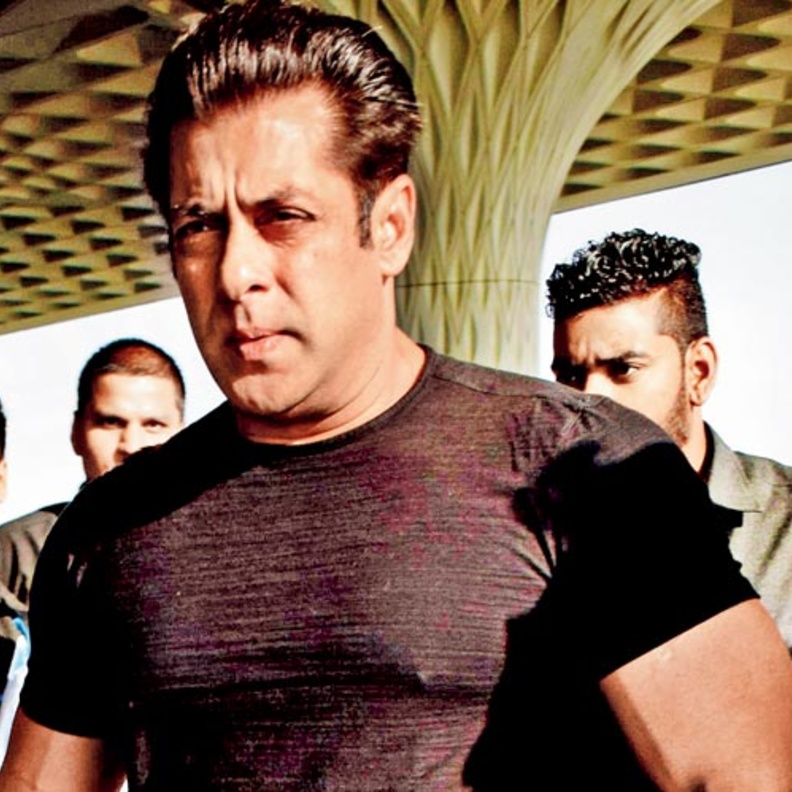 مخرج فيلم Race 3 كان كومبارس في أحد أفلام سلمان خان.