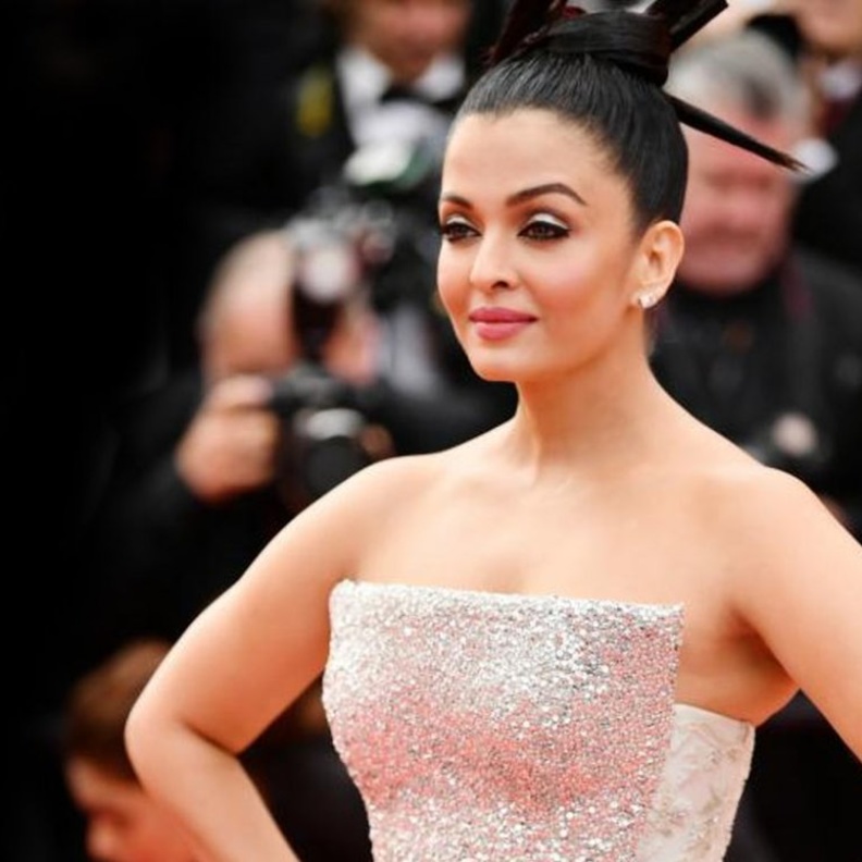 آيشواريا راي تنشر صورا لم تشاهد من قبل من طفولتها