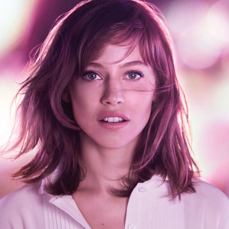 ماء تواليت متلألئ وساحر يدعو إلى العفويّة والحريّة