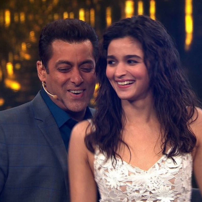 سلمان خان وعليا بهات في حفل نهائي الدوري الهندي للكريكت