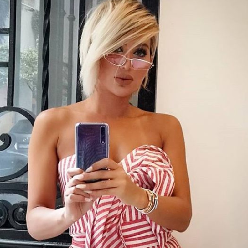 مايا دياب بتسريحة الشعر القصير 2018