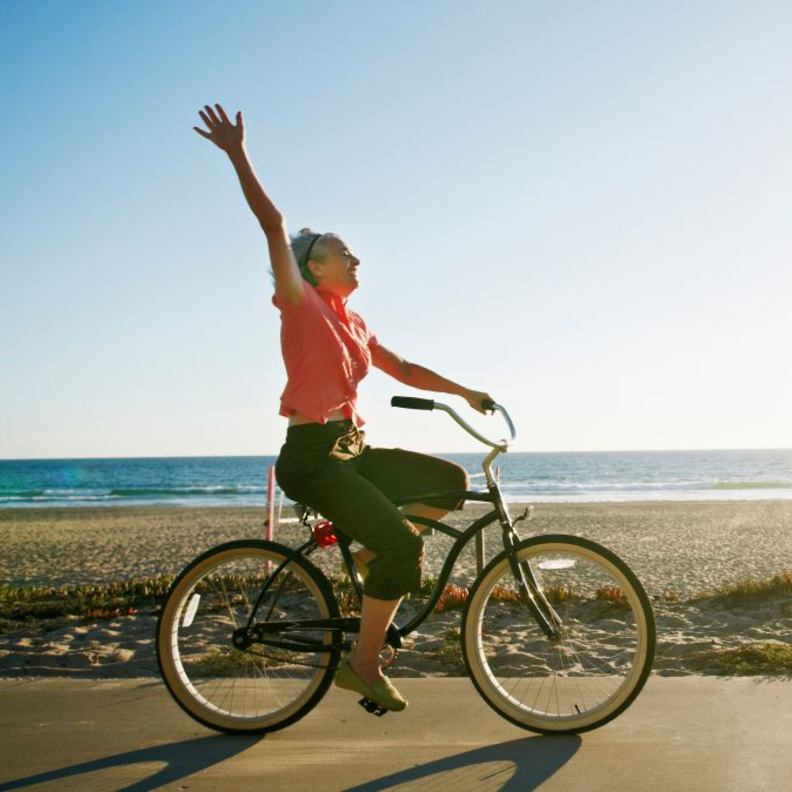 ركوب الدراجة الهوائية يوميا يساعدك على التخلص من الكرش و شد عضلات جسمك